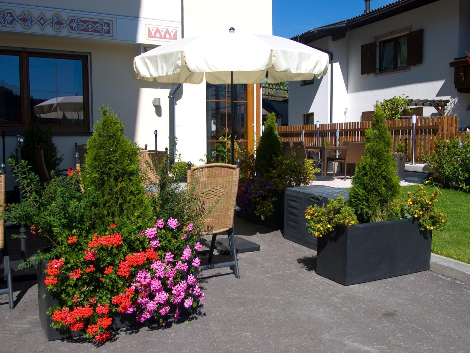 Apart-Hotel Aurora Fiss Zewnętrze zdjęcie