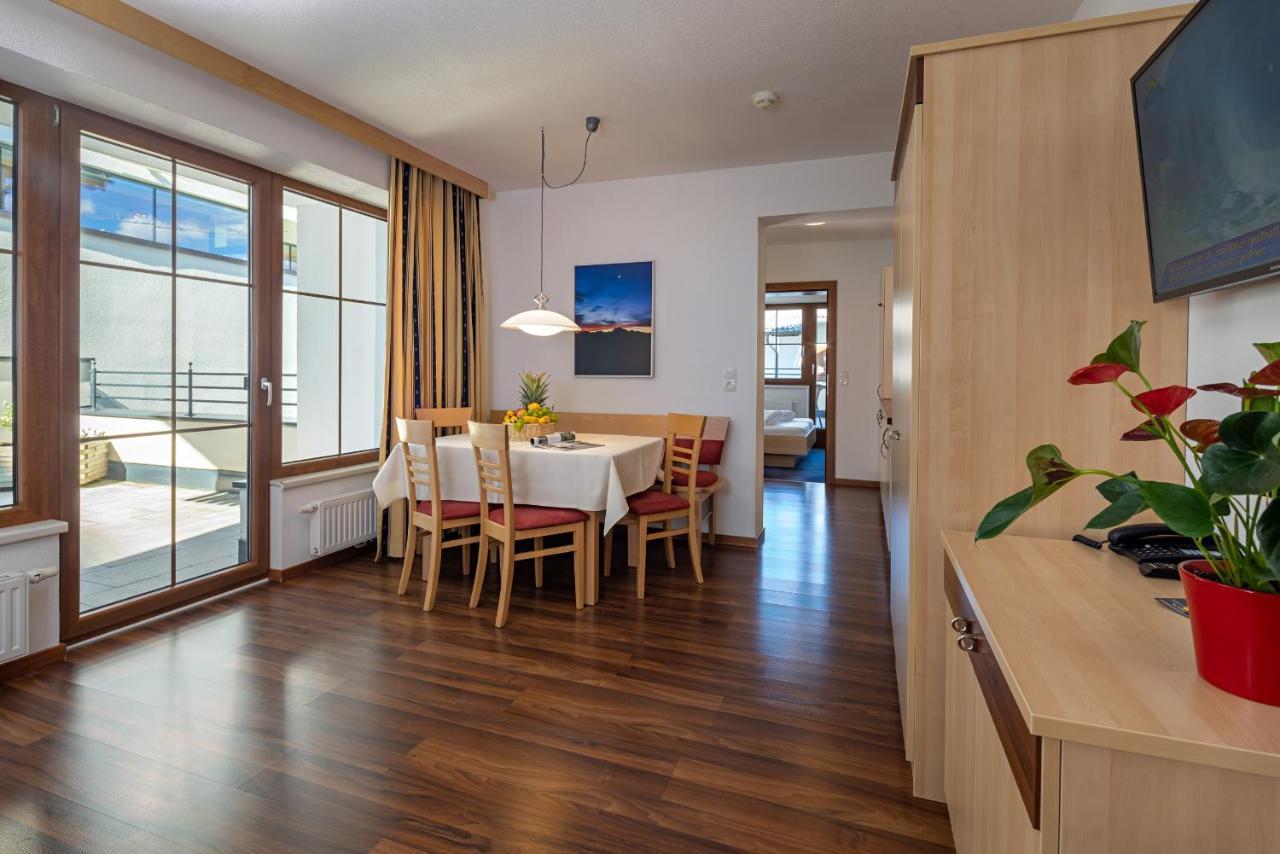 Apart-Hotel Aurora Fiss Zewnętrze zdjęcie